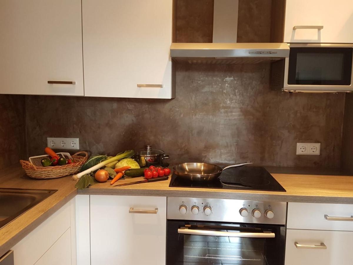 Ferienwohnung Burgblick Im Neuffener Tal Mit Sauna Und Wallbox Frickenhausen  Extérieur photo