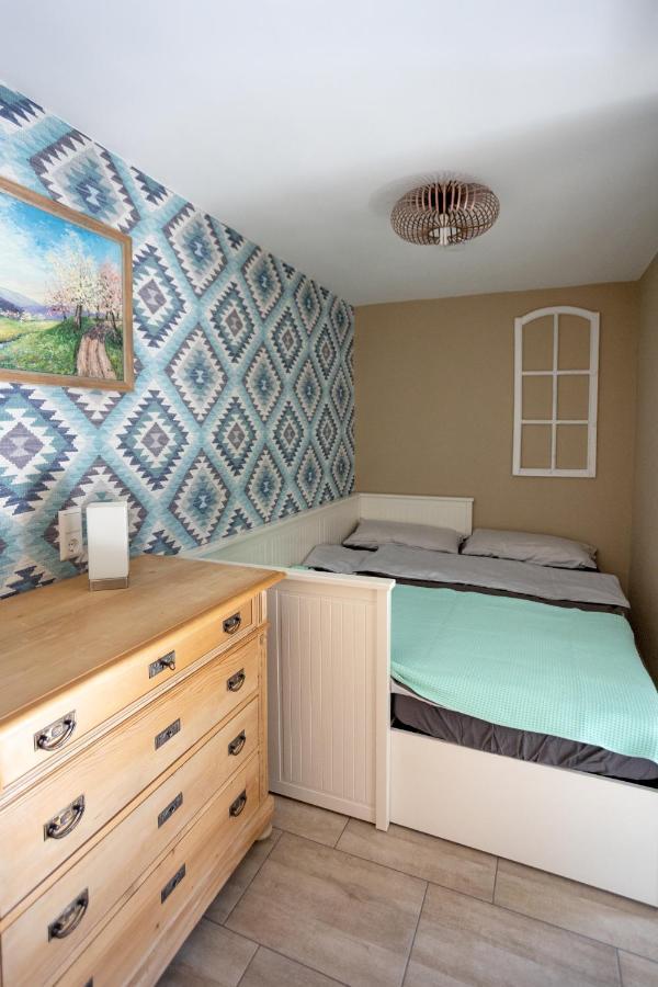 Ferienwohnung Burgblick Im Neuffener Tal Mit Sauna Und Wallbox Frickenhausen  Extérieur photo